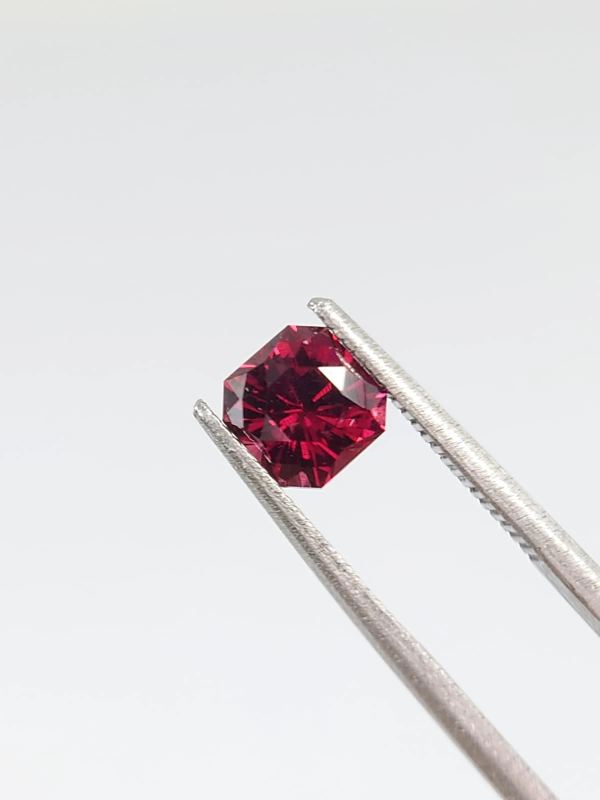 1.24ct Natural Rhodolite Garnet from Tanzania — view 5